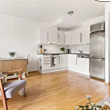 Flott Leilighet Pa Nygardshoyden Apartment