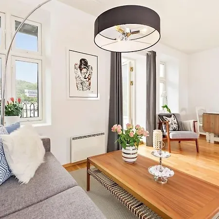 Apartment Flott Pa Nygardshoyden